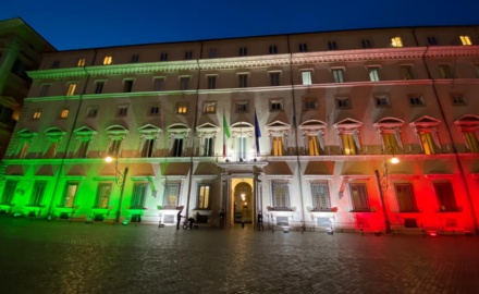 Visualizza la notizia: Coronavirus - Le misure dal 24 dicembre al 6 gennaio Visualizza la notizia: Coronavirus - Le misure dal 24 dicembre al 6 gennaio