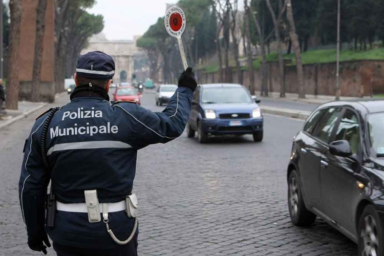 CONCORSO AGENTE DI POLIZIA MUNICIPALE - GRADUATORIA PROVA SCRITTA