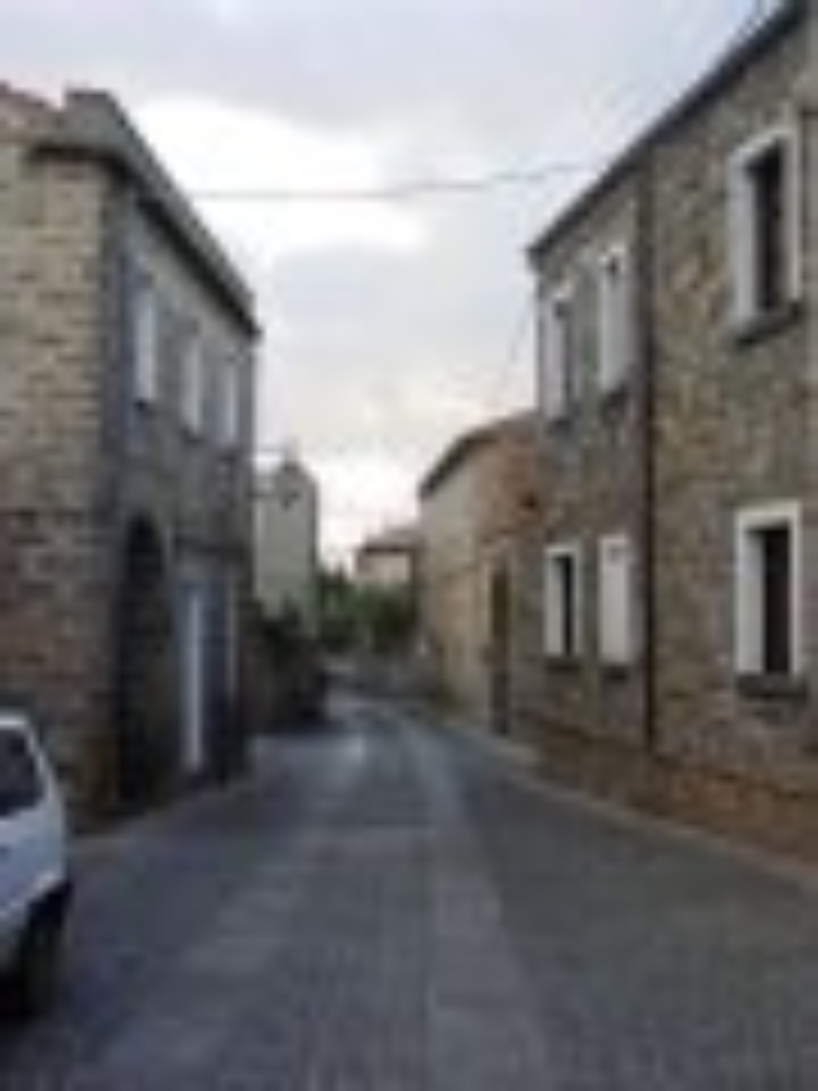 Bando di gara per la riqualificazione strade nel Centro Storico e sistemazione piazzale Scuola Elementare